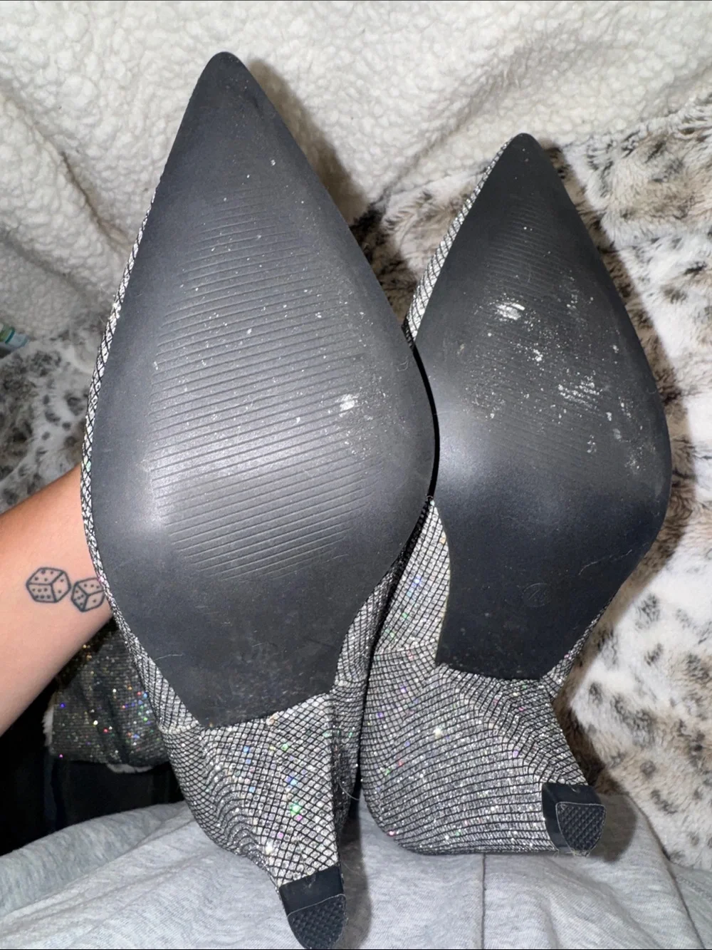 GLITTER SILVER GO GO BOOTS
